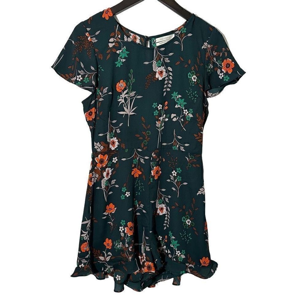 Urban Outfitters green short sleeve romper size M